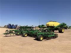 2015 John Deere 1890 Air Seeder W/1910 Cart 