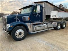 2006 Freightliner T/A Truck Tractor 