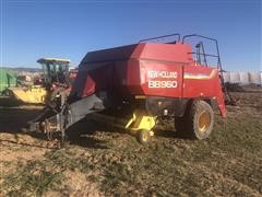 2001 New Holland BB960 Square Baler 