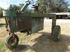 John Deere 600 Sprayer 