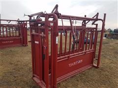 Tarter Cattle Master Series 3 Squeeze Chute With Automatic Headgate 