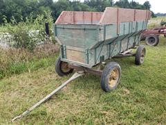 John Deere Grain Wagon 