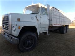 1977 Ford F800 T/A Grain Truck 