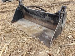 Clamshell Bucket Skid Steer Attachment 