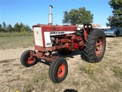 1967 Case IH 656 2WD Tractor 