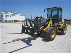 New Holland W 80B Loader 