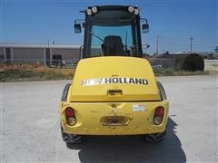 items/aa992b77551ce41180be00155de252ff/newhollandw80bloader