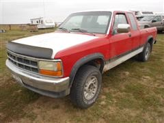 1993 Dodge Dakota LE 4X4 Extended Cab Pickup 