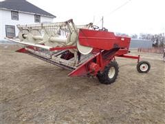 International 4000 Self Propelled Windrower W/14' Draper Header 