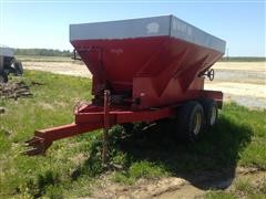 Chandler Pull-Type Dry Litter/Fertilizer Spreader 