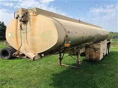 1968 Fruehauf 5000-Gal T/A Tanker Trailer 