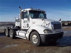 2005 Freightliner Columbia Truck Tractor 