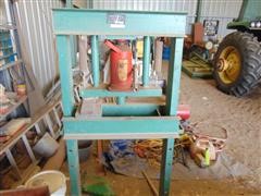 Carolina Tool Hydraulic Press 
