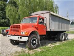 1995 International 4900 T/A Grain Truck 