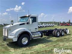 2024 Kenworth T880 Tri/A Cab & Chassis 