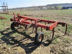 Massey Ferguson 127 Chisel Plow 