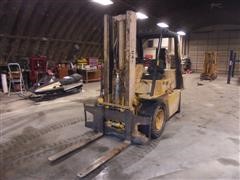 Caterpillar V80C Forklift 