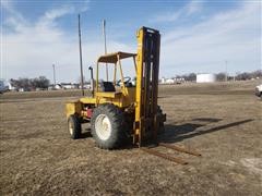 International 4000 Forklift 