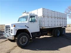 1979 International F1954 Grain/Silage Truck 