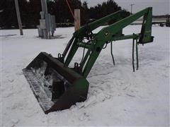 John Deere 168 Loader 