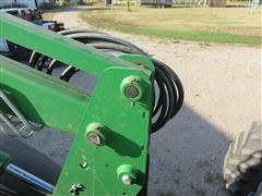 items/b1e5fbeb763ee41180bd00155de1c209/johndeere846loader