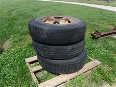 11R22.5 Tires On Steel Wheels 