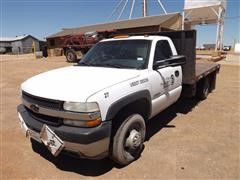 2002 Chevrolet 3500 Flatbed Truck 