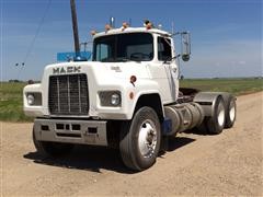 1988 Mack R688ST T/A Truck Tractor 