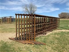 Hirsch Custom Welding 24’ Free Standing Livestock Panels 