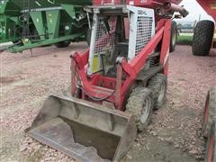 1987 Gehl SL3310 Skid Steer 