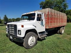 1980 International 1854 Grain Truck 