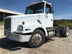 1990 Volvo White GMC VNL42 S/A Day Cab Truck Tractor 