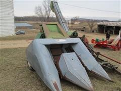 New Idea 324 2 Row Corn Picker With 326 Husking Bed 