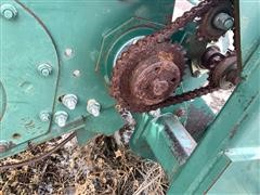 items/b7a46624c7d84160961dabab00e5d0ab/picketc8030-2-a-e8rowbeanpullerwindrower-37.jpg
