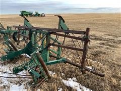 items/b7a46624c7d84160961dabab00e5d0ab/picketc8030-2-a-e8rowbeanpullerwindrower-68.jpg