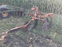 Allis-Chalmers 2-Bottom Plow 