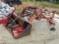 Farmhand F233 Loader 