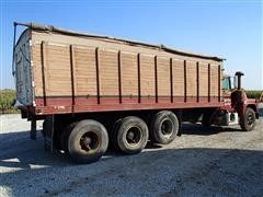 items/bb95f7ff2c40e41180be00155de1c209/1968mackr600graintruck