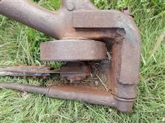 items/bc37e0c06729e41180be00155de252ff/internationalharvesterno.9horse-drawnsicklemower