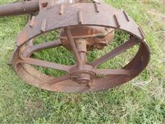 items/bc37e0c06729e41180be00155de252ff/internationalharvesterno.9horse-drawnsicklemower