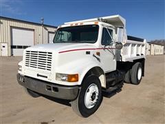 2000 International 4900 Dump Truck 