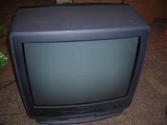 (1) Sharp Model 20VT-G100 TV/VCR Combination 