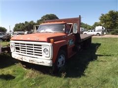 1975 Ford F700 T/A Flatbed Dump Truck 