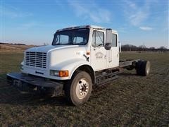 2000 International 4700 4 Door S/A Crew Cab & Chassis 