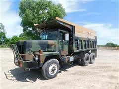 1975 International Paystar 5000 T/A Dump Truck 