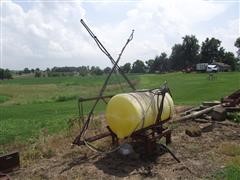 200 Gallon 3 Pt Sprayer W/6 Row Boom 