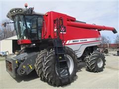 2014 Massey Ferguson 9560 Combine 