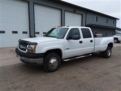 2004 Chevrolet 3500 4x4 Extended Cab Dually Pickup 