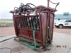 2003 Task Master CC1 Hydraulic Squeeze Chute With Transport Trailer And Scale 