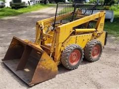 Case 1537 Skid Steer 